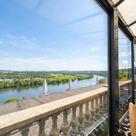 Avec Balcon à Freneuse - 54 M² *