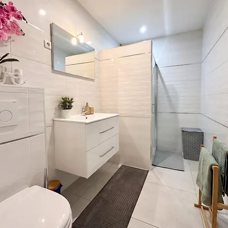 Apartamento Avec Balcon à Freneuse - 54 M² Freneuse (Yvelines)