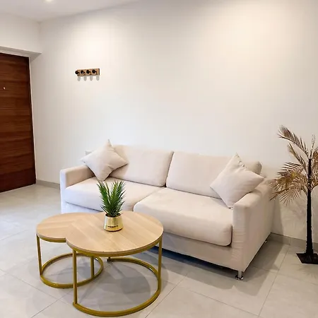 Avec Balcon A Freneuse - 54 M² Freneuse (Yvelines)
