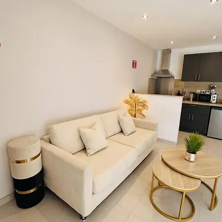Avec Balcon à Freneuse - 54 M² Apartamento *